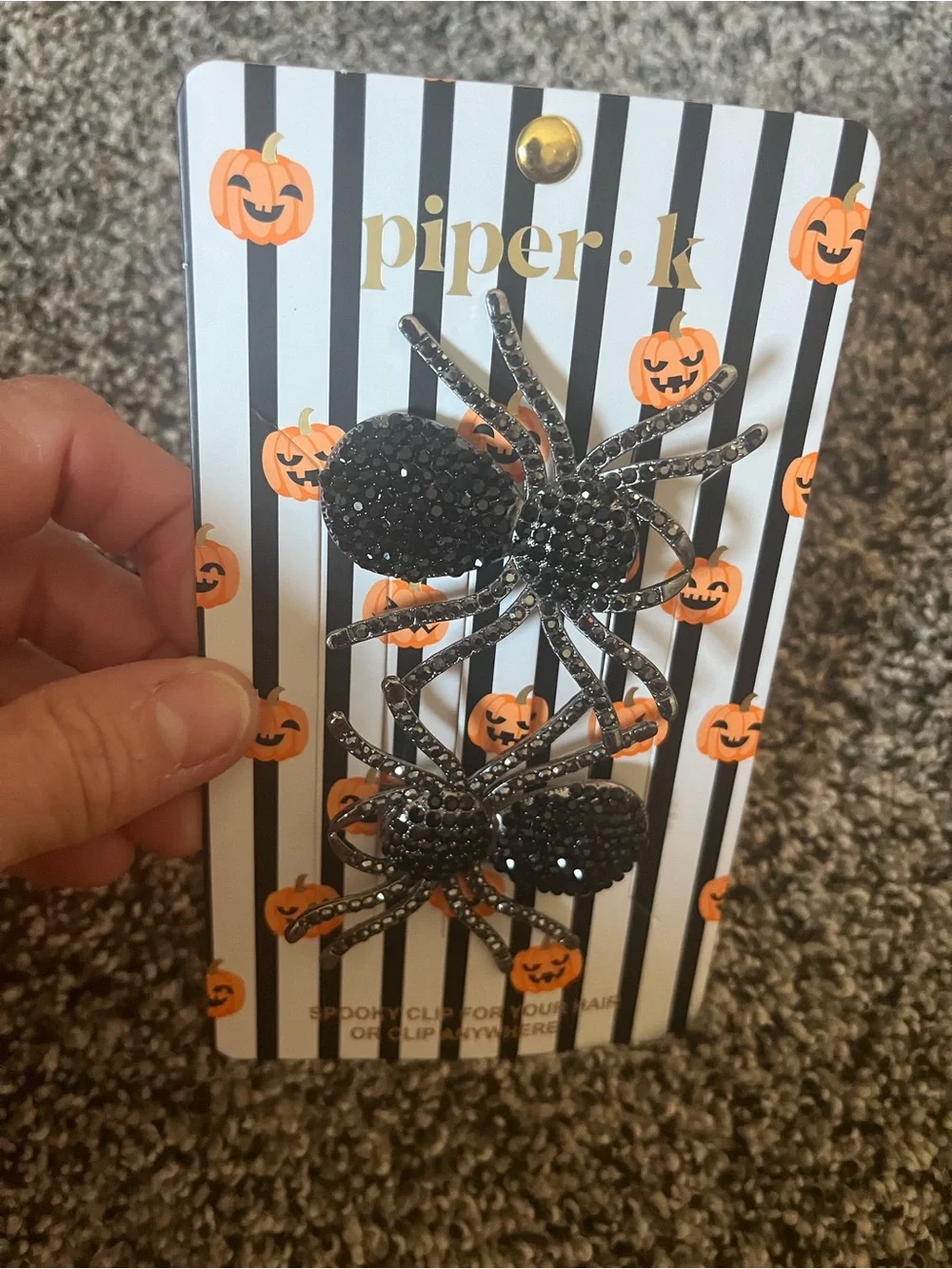 Piper K spider hair clips